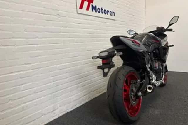 Suzuki GSX-8R (2026) thumbnail 5
