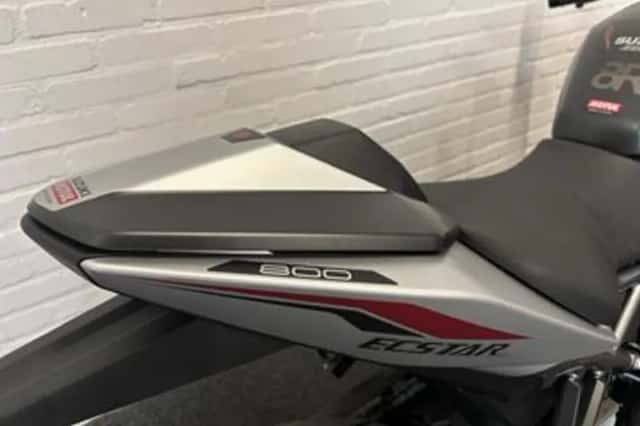 Suzuki GSX-8R (2026) thumbnail 6