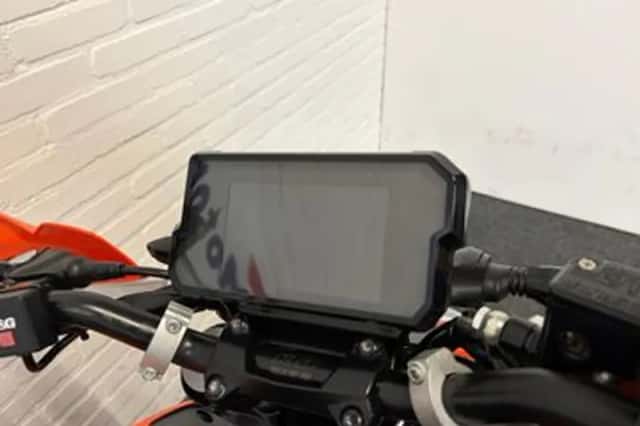 KTM 390 Duke (2020) thumbnail 6