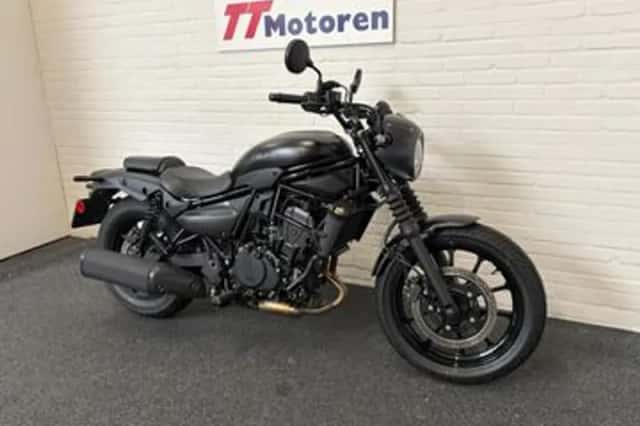 Kawasaki Eliminator 500 SE (2026) thumbnail 2