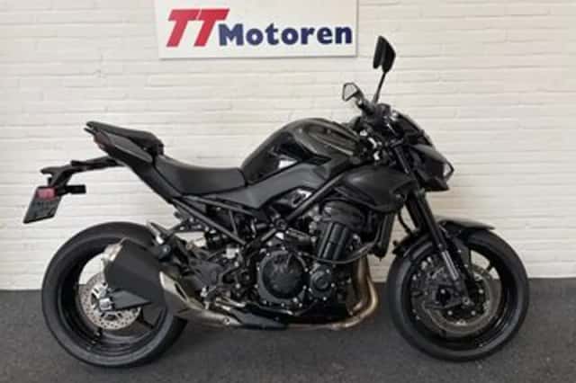 Kawasaki Z900 35 (2026) thumbnail 1