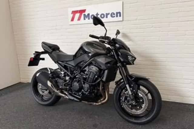 Kawasaki Z900 35 (2026) thumbnail 2