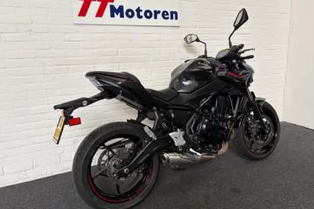 Kawasaki Z650 35 (2025) thumbnail 4