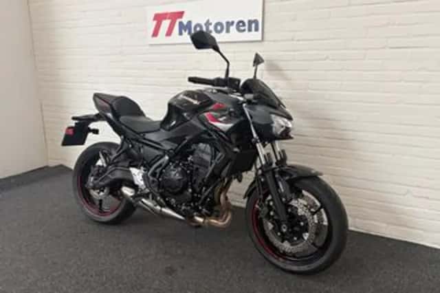 Kawasaki Z650 (2025) thumbnail 2