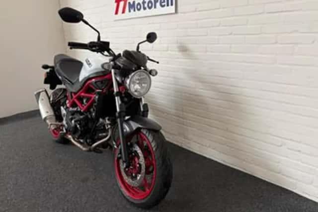 Suzuki SV650 (2023) thumbnail 3