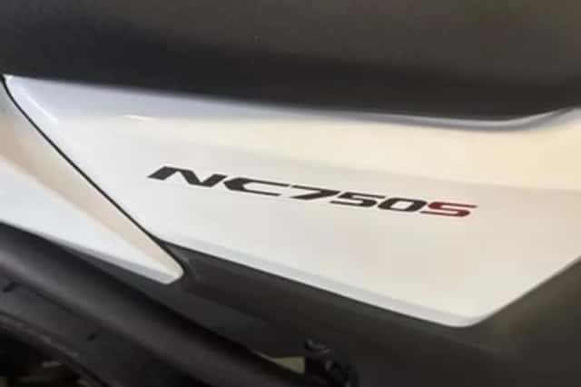 Honda NC 750 S (2016) thumbnail 5