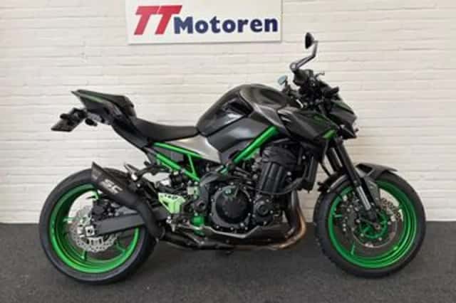Kawasaki Z1000 (2024) thumbnail 1