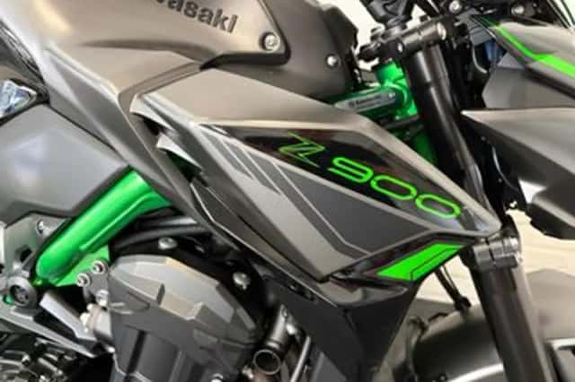 Kawasaki Z1000 (2024) thumbnail 4