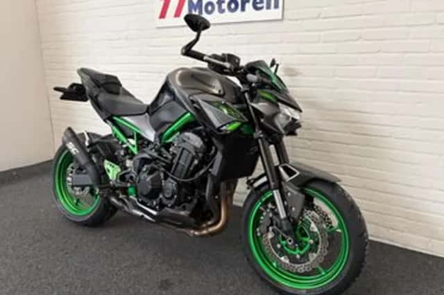 Kawasaki Z900 (2024) thumbnail 2