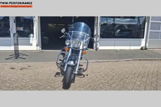 HARLEY-DAVIDSON HERITAGE SOFTAIL CLASSIC 103 FLSTC (2000) thumbnail 3