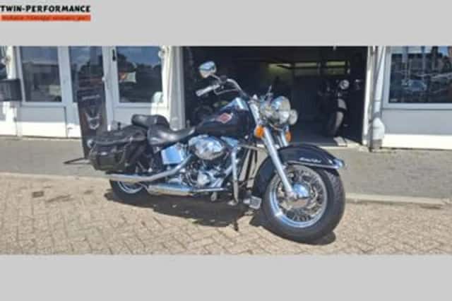 HARLEY-DAVIDSON HERITAGE SOFTAIL CLASSIC 103 FLSTC (2000) thumbnail 5