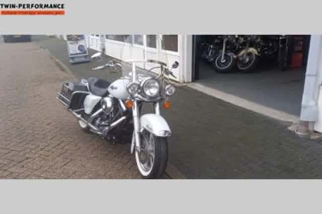 HARLEY-DAVIDSON ROAD KING CLASSIC FLHRC (1998) thumbnail 3