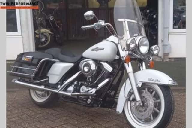 HARLEY-DAVIDSON ROAD KING CLASSIC FLHRC (1998) thumbnail 4