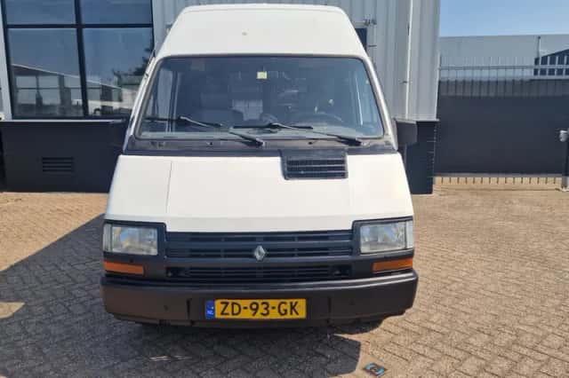 Renault Trafic (1990) thumbnail 3