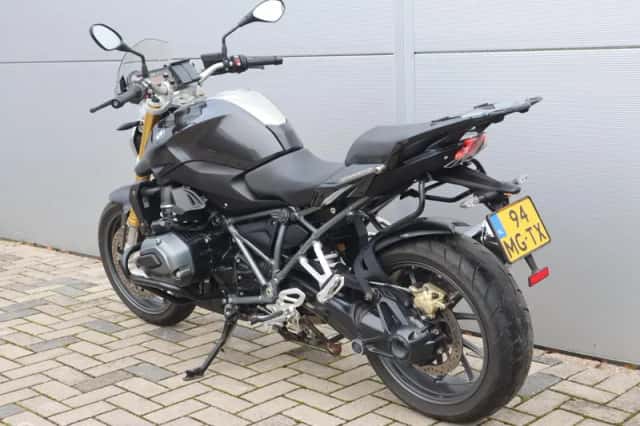 BMW R 1200 R (2016) thumbnail 3