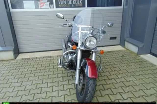 Suzuki Intruder C 800 (2011) thumbnail 5