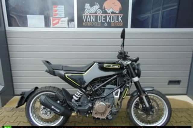 HUSQVARNA SVARTPILEN 401 (2019) thumbnail 3