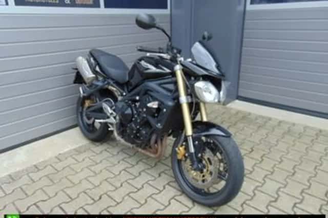 Triumph Street Triple (2007) thumbnail 4