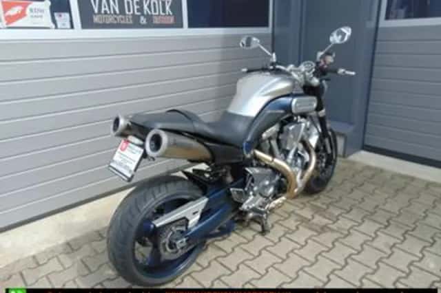 Yamaha MT-01 (2008) thumbnail 2