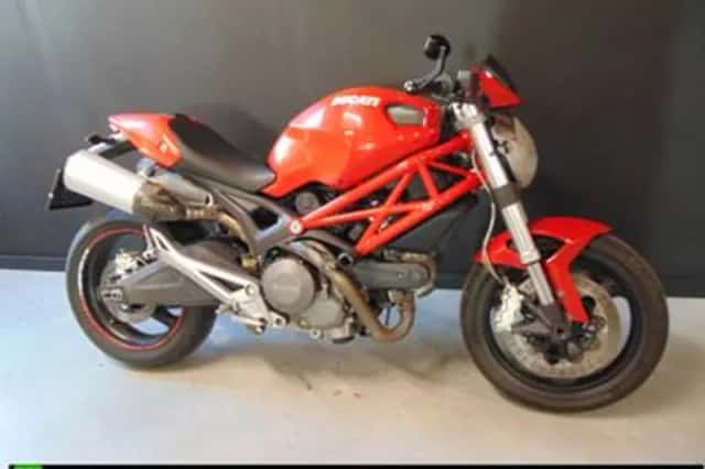 DUCATI M 696 (2008) thumbnail 4