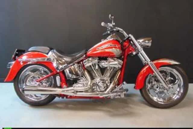 HARLEY-DAVIDSON FAT BOY SCREAMIN EAGLE CVO FLSTFSE (2005) thumbnail 1