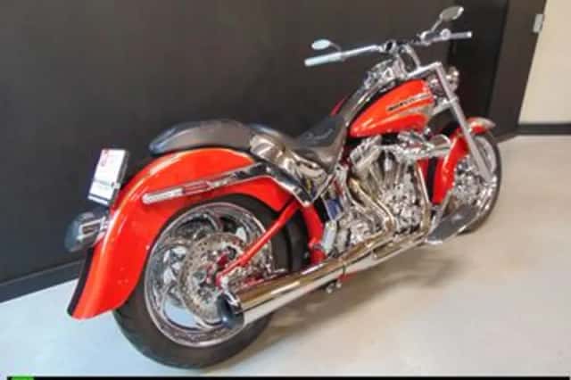 HARLEY-DAVIDSON FAT BOY SCREAMIN EAGLE CVO FLSTFSE (2005) thumbnail 3