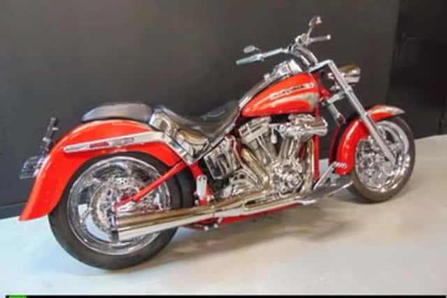 HARLEY-DAVIDSON FAT BOY SCREAMIN EAGLE CVO FLSTFSE (2005) thumbnail 4