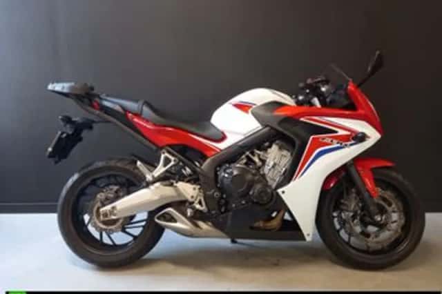 Honda CBR 650 F (2015) thumbnail 1