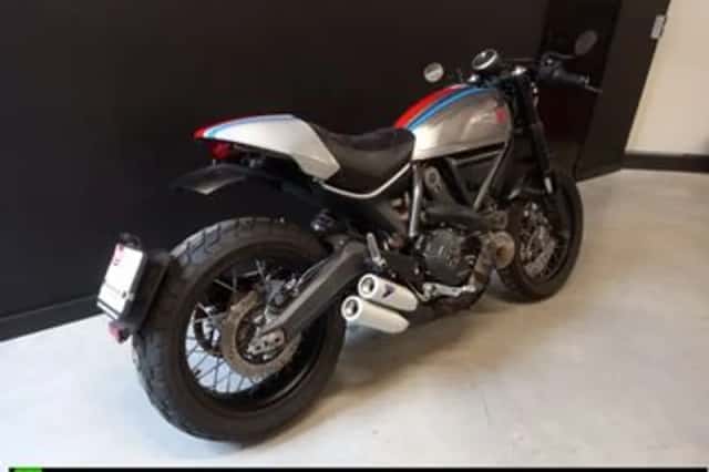 Ducati Scrambler CAFE RACER (2017) thumbnail 3