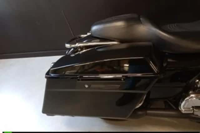 HARLEY-DAVIDSON STREET GLIDE FLHXI (2006) thumbnail 6