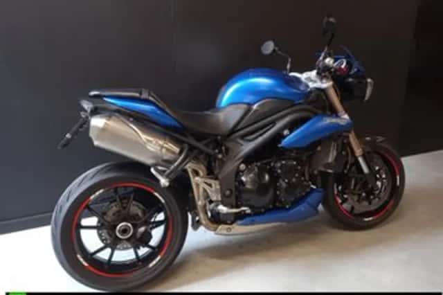 Triumph Speed Triple 1050 (2014) thumbnail 3