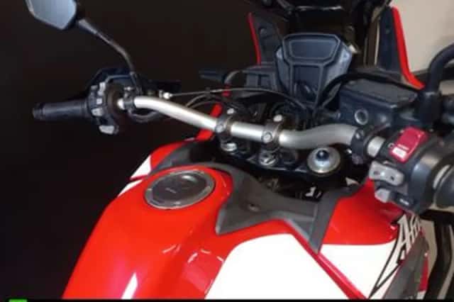 Honda CRF 1000 L AFRICA TWIN DCT (2017) thumbnail 6