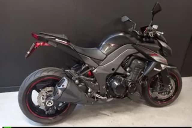 KAWASAKI Z1000 ABS (2012) thumbnail 3