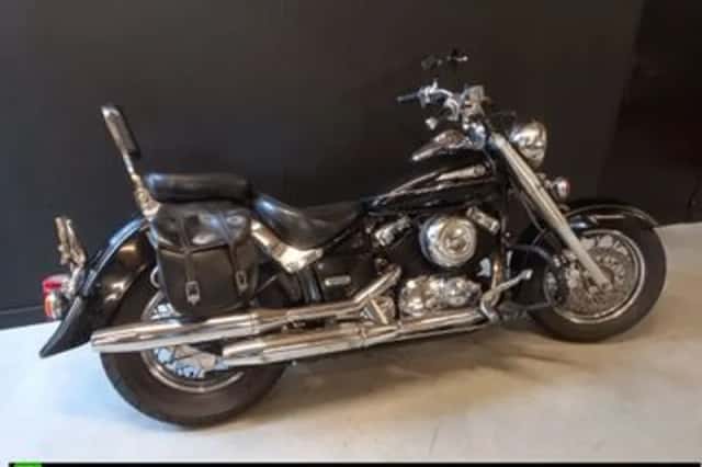 Yamaha XVS 650 A Dragstar Classic (2000) thumbnail 3