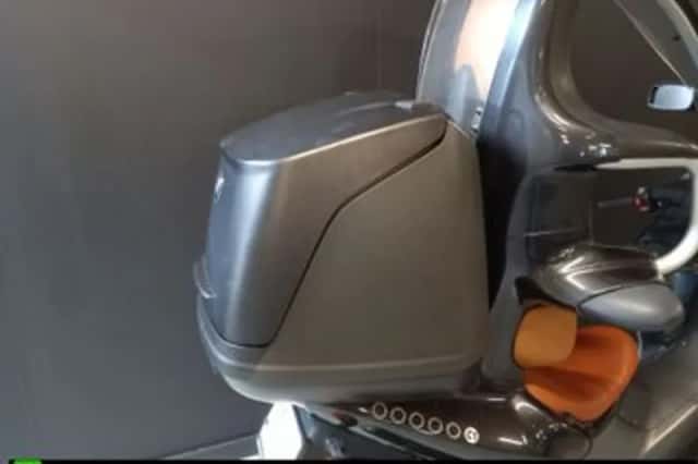 BMW C 1 (2000) thumbnail 4