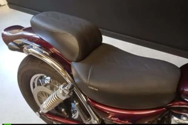 Suzuki VS 1400 Intruder (1992) thumbnail 6