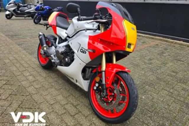Yamaha Xsr 900 GP (2026) thumbnail 2