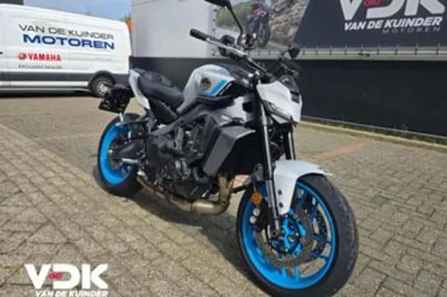 Yamaha MT-09 Y-AMT (2026) thumbnail 2