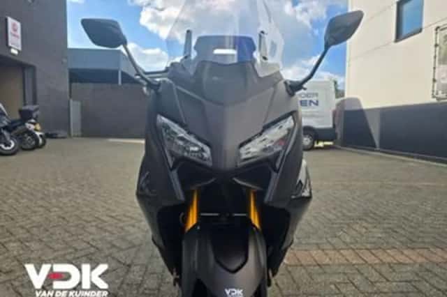 Yamaha T MAX (2026) thumbnail 2