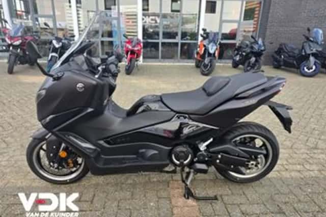 Yamaha T MAX (2026) thumbnail 5