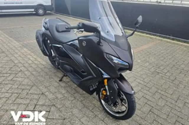 Yamaha T MAX (2026) thumbnail 4