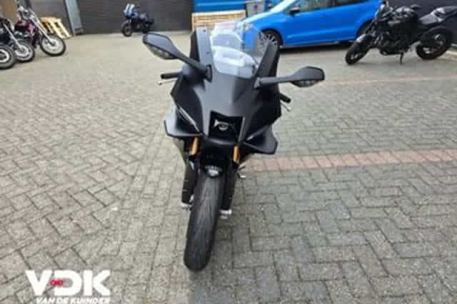 Yamaha YZF-R9 (2026) thumbnail 4