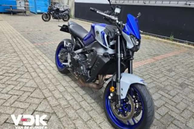 Yamaha MT-09 (2021) thumbnail 2