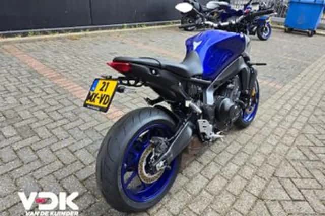 Yamaha MT-09 (2021) thumbnail 4