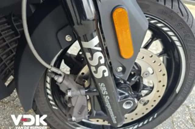 BMW C 400 X (2022) thumbnail 3
