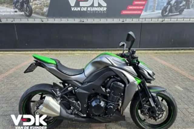 Kawasaki Z1000 (2016) thumbnail 1