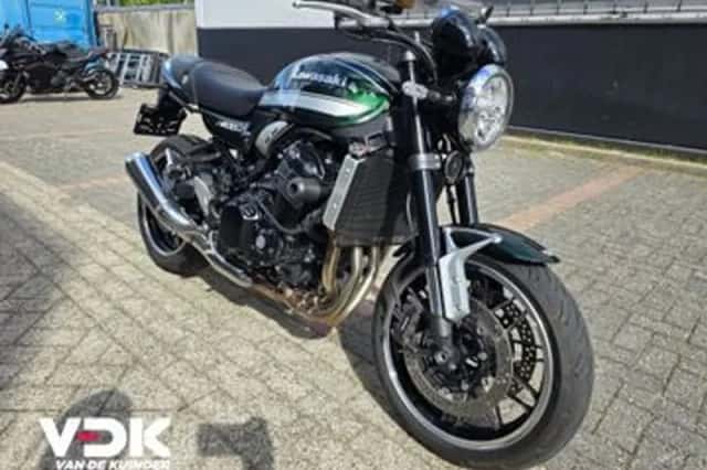 Kawasaki Z900RS (2022) thumbnail 3