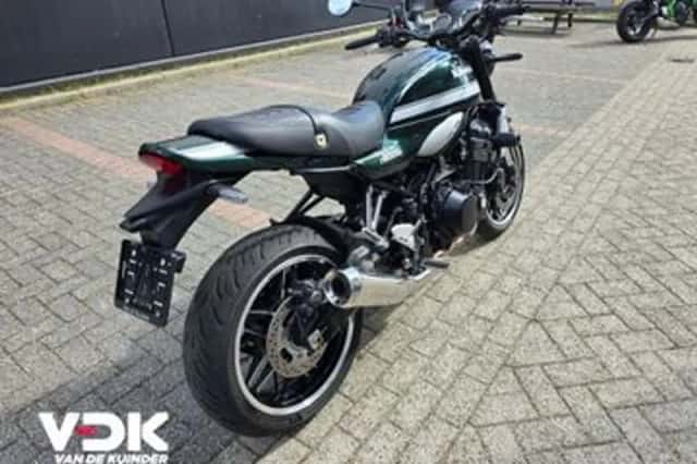 Kawasaki Z900RS (2022) thumbnail 5