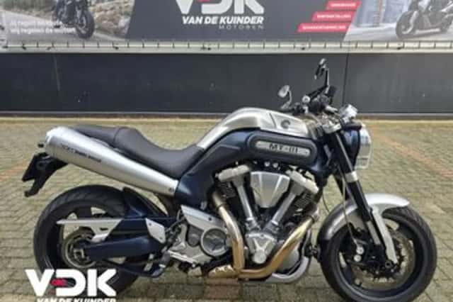 Yamaha MT-01 (2005) thumbnail 1