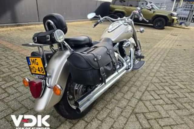 Yamaha XV 1600 Wildstar (2002) thumbnail 4